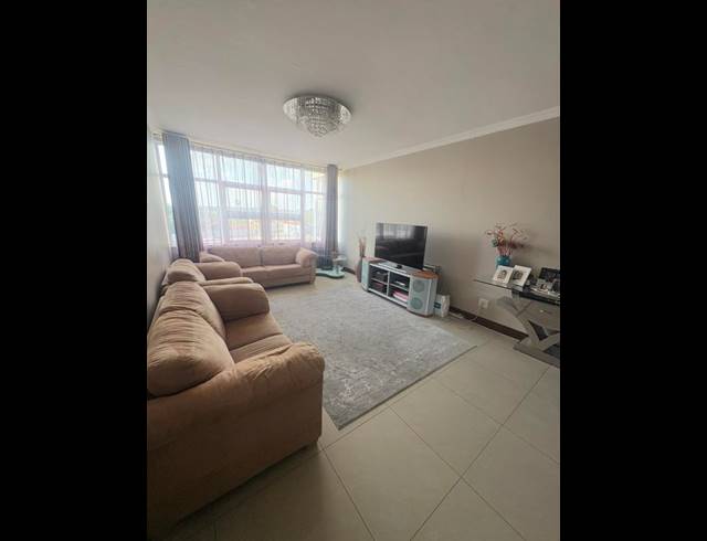 2 BEDROOM PROPERTY TO RENT IN DOWERGLEN